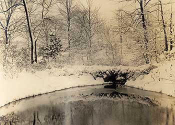 Pond with bridge at Glenallen (1915-1945) in winter