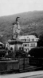 Thumbnail of an unidentified bridge in Heidelberg, Germany